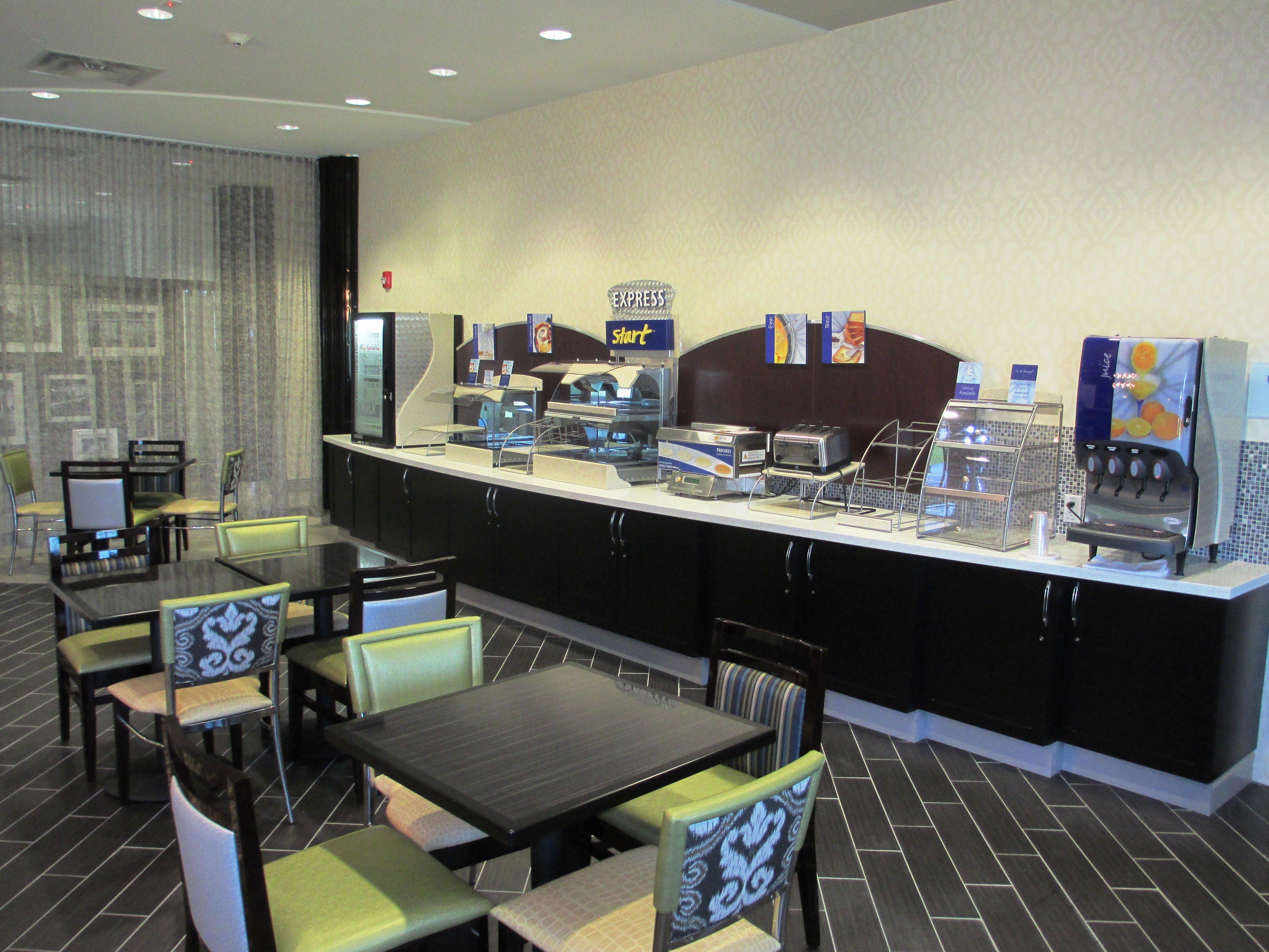 Holiday Inn Express & Suites Kansas City Airport By Ihg Exterior foto