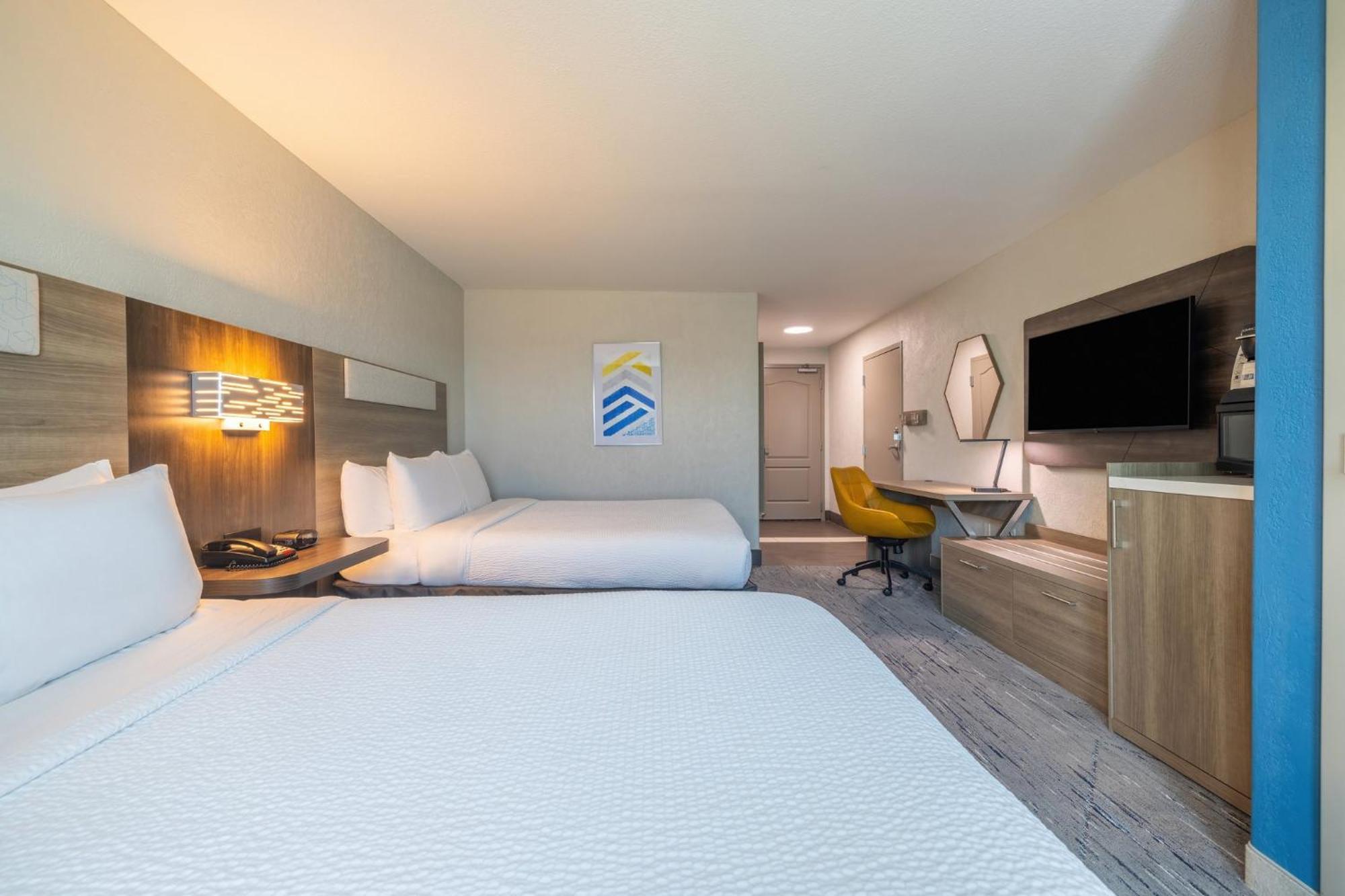 Holiday Inn Express & Suites Kansas City Airport By Ihg Exterior foto