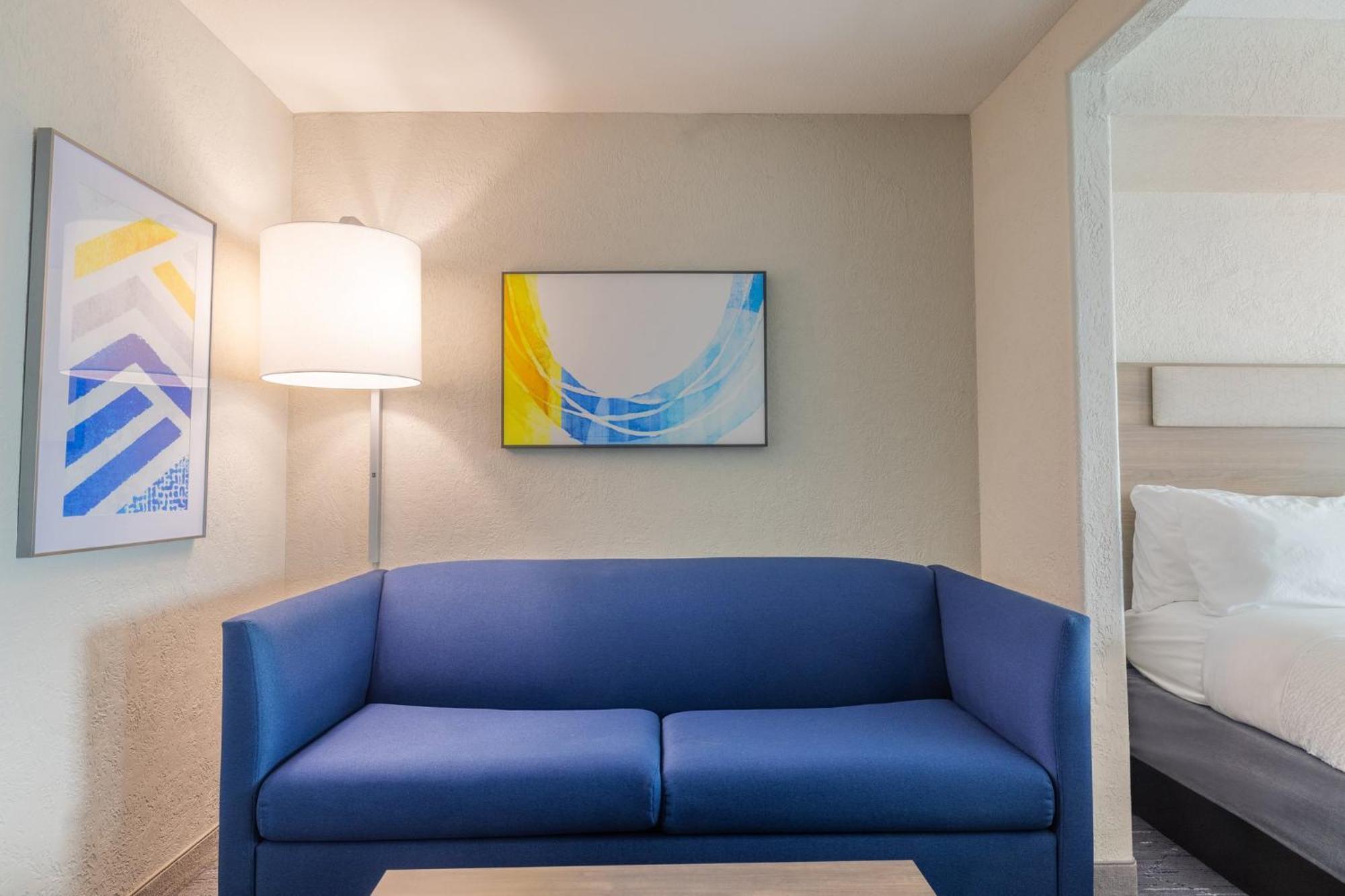 Holiday Inn Express & Suites Kansas City Airport By Ihg Exterior foto