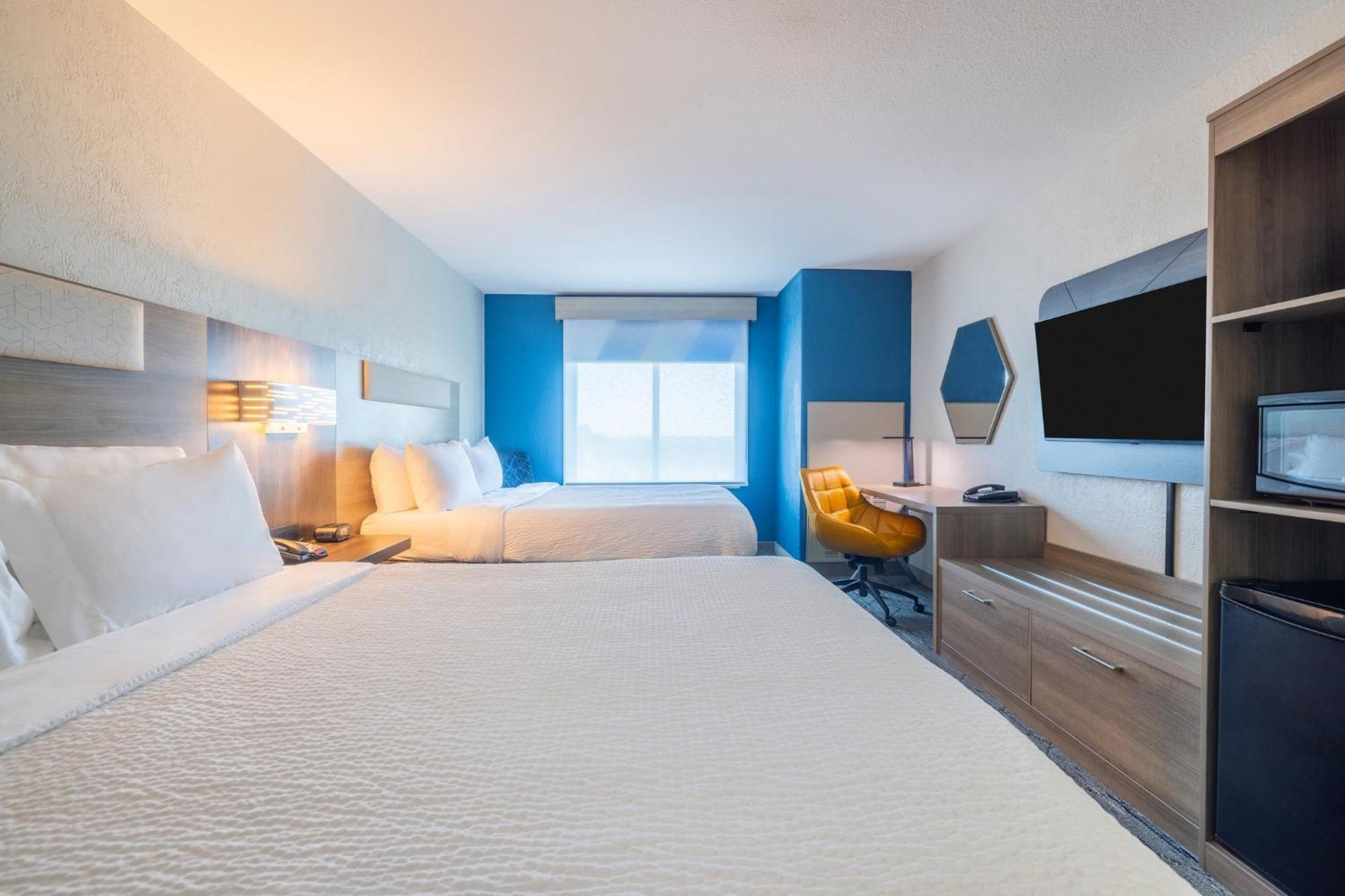 Holiday Inn Express & Suites Kansas City Airport By Ihg Exterior foto